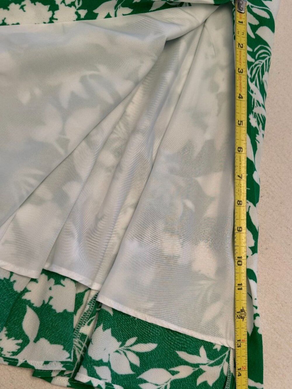 Ann Taylor Petite Green White Floral Wrap Skirt Size 6P Lined Tie Waist - Picture 6 of 7
